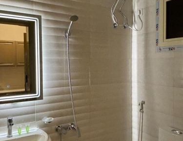 Twin Room with Private Bathroom