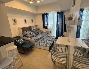 Studio with Balcony