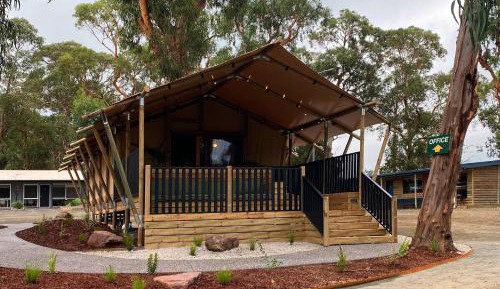 Superb Safari Tent (Sleeps 6)