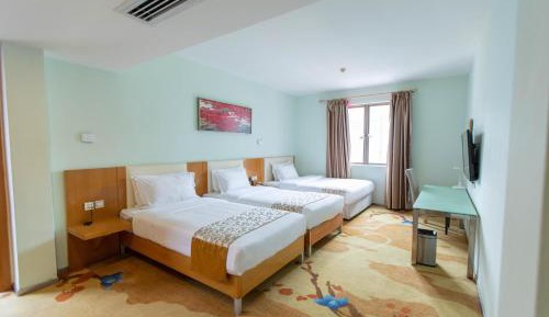 Deluxe Family Room