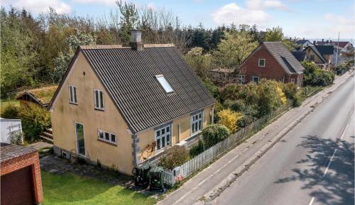 Two-Bedroom Holiday Home