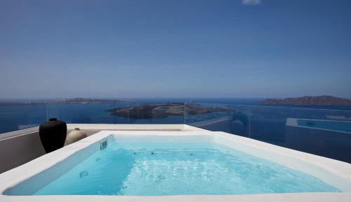 Grand Suite with Caldera View & Hot Tub