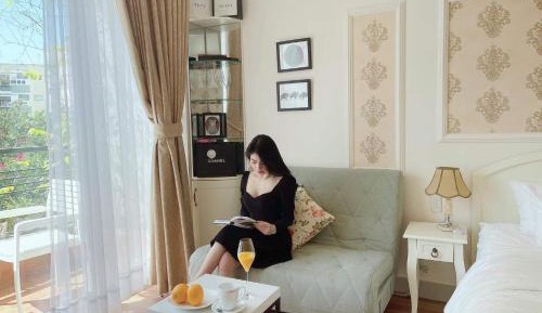 Queen Room with Balcony