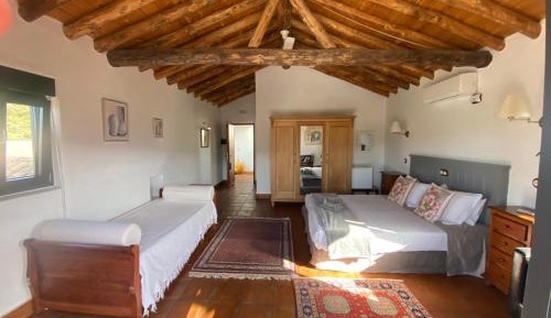 Suite with Mountain View