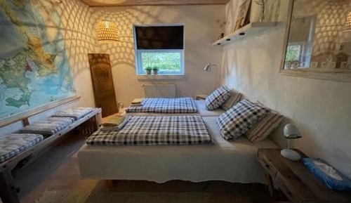 Double Room with Shared Bathroom