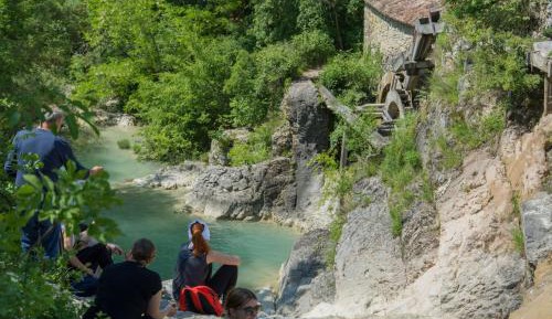 Comfort Two-Bedroom Stone House (3 Adults) 