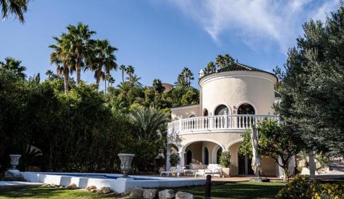 Villa with Sea View
