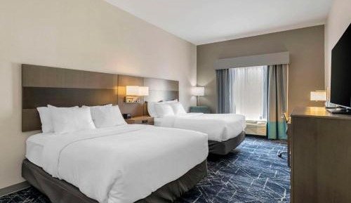 Standard Queen Room with Two Queen Beds - Non Smoking 