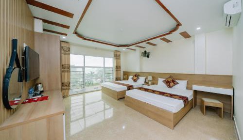 Deluxe Family Room