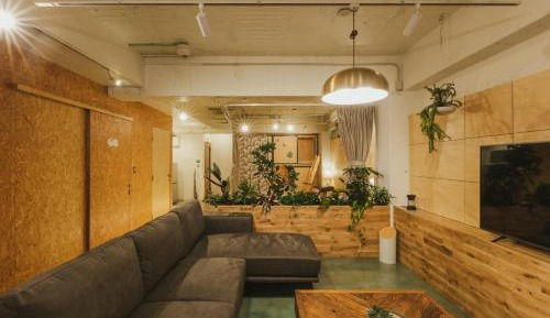 One-Bedroom Apartment - Non-Smoking