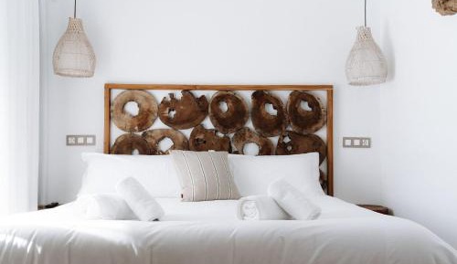 Deluxe Double Room with Balcony and Sea View