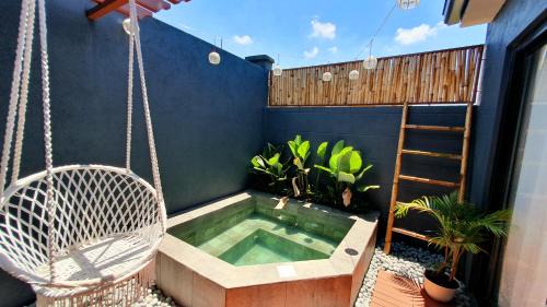 King Room with Spa Bath