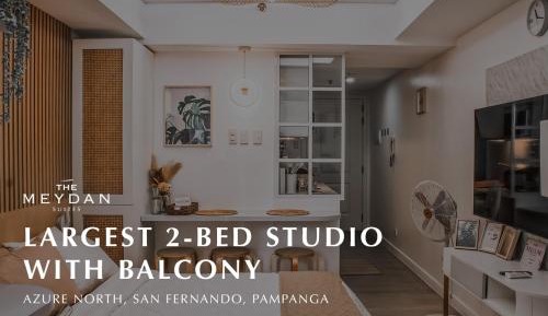 Studio with Balcony