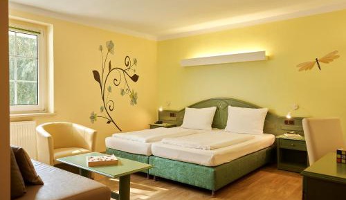 Large Two-Bedroom Family Suite