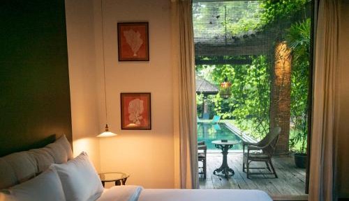 Suite with Pool View