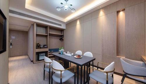 Campanile Suite