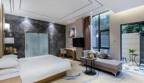 King Room with Garden View