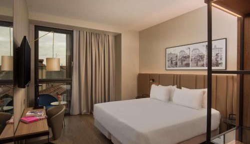 Standard Room with Balcony