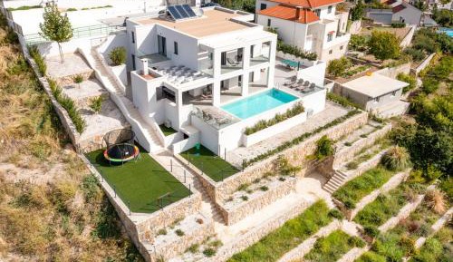 Superior Villa