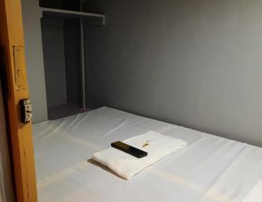 Bunk Bed in Mixed Dormitory Room