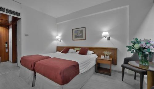 Standard Double/Twin Room with Inland View