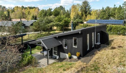 Two-Bedroom Holiday Home