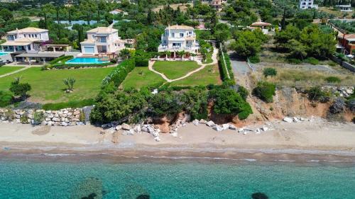 Villa - Beach Front