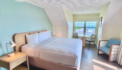 Standard King Room - Main Building