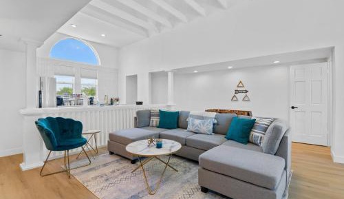Two-Bedroom Townhouse