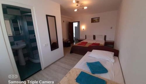 Triple Room with Private Bathroom
