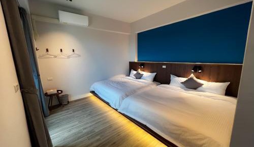 Deluxe Queen Room with Two Queen Beds