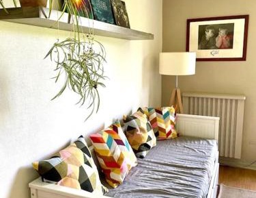 Apartment with Garden View