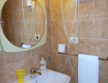 Comfort Single Room
