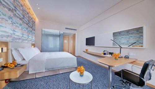 Standard King Room with Wheelchair Access - Smoking
