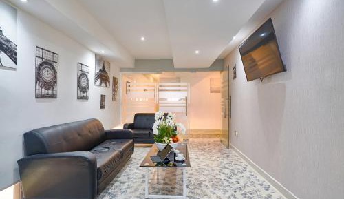Superior Deluxe Double or Twin Room 