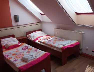 Twin Room with Private Bathroom