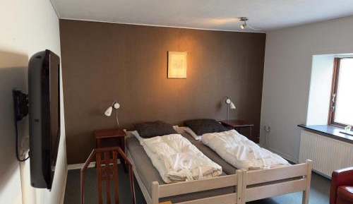 Twin Room with Bathroom