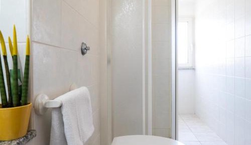 Small Single Room