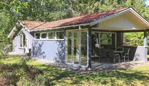 Three-Bedroom Holiday Home 