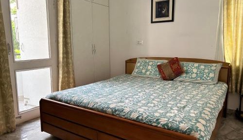 Apartment with Garden View