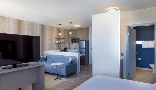Studio with Two Queen Beds with Balcony and Garden View