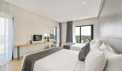 Deluxe Double Room with Balcony