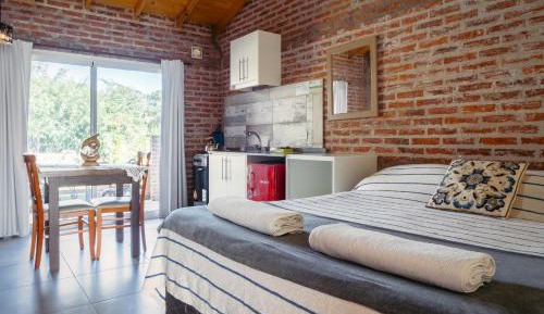 Studio (2 Adults)