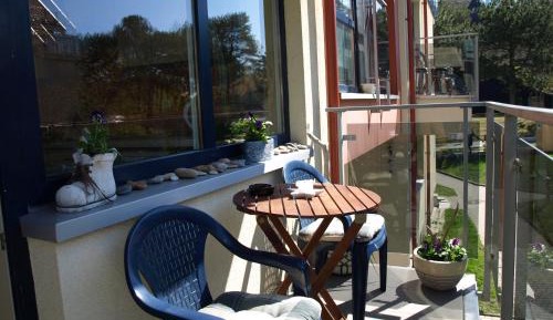 Studio with Balcony