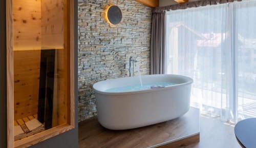 Double Room with Spa Bath