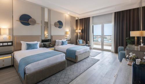 Deluxe Room Sea & Pool View