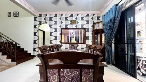 Family Bungalow