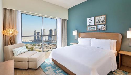 1 Bedroom Apartment with 1 King, Sofa Bed, Creek View (Complimentary Transfer to Dubai Mall, Festival City Mall, J1 Beach & Al Jaddaf Metro)