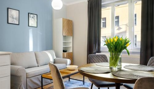 14 Rakowicka Street - I - One-bedroom Apartment with balcony (4 adults)