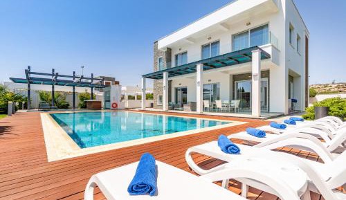 Superior Villa